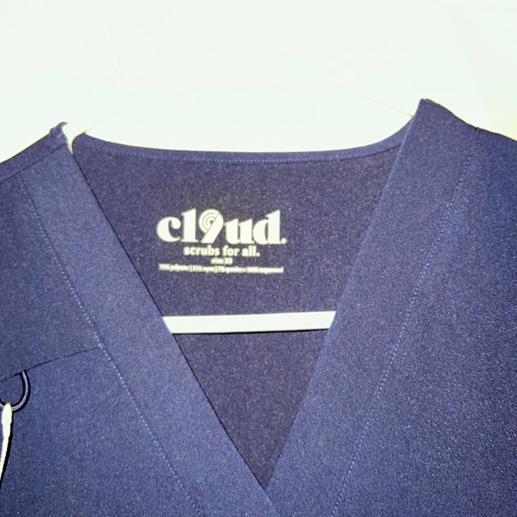 Scrub Top - Picture 2 of 5